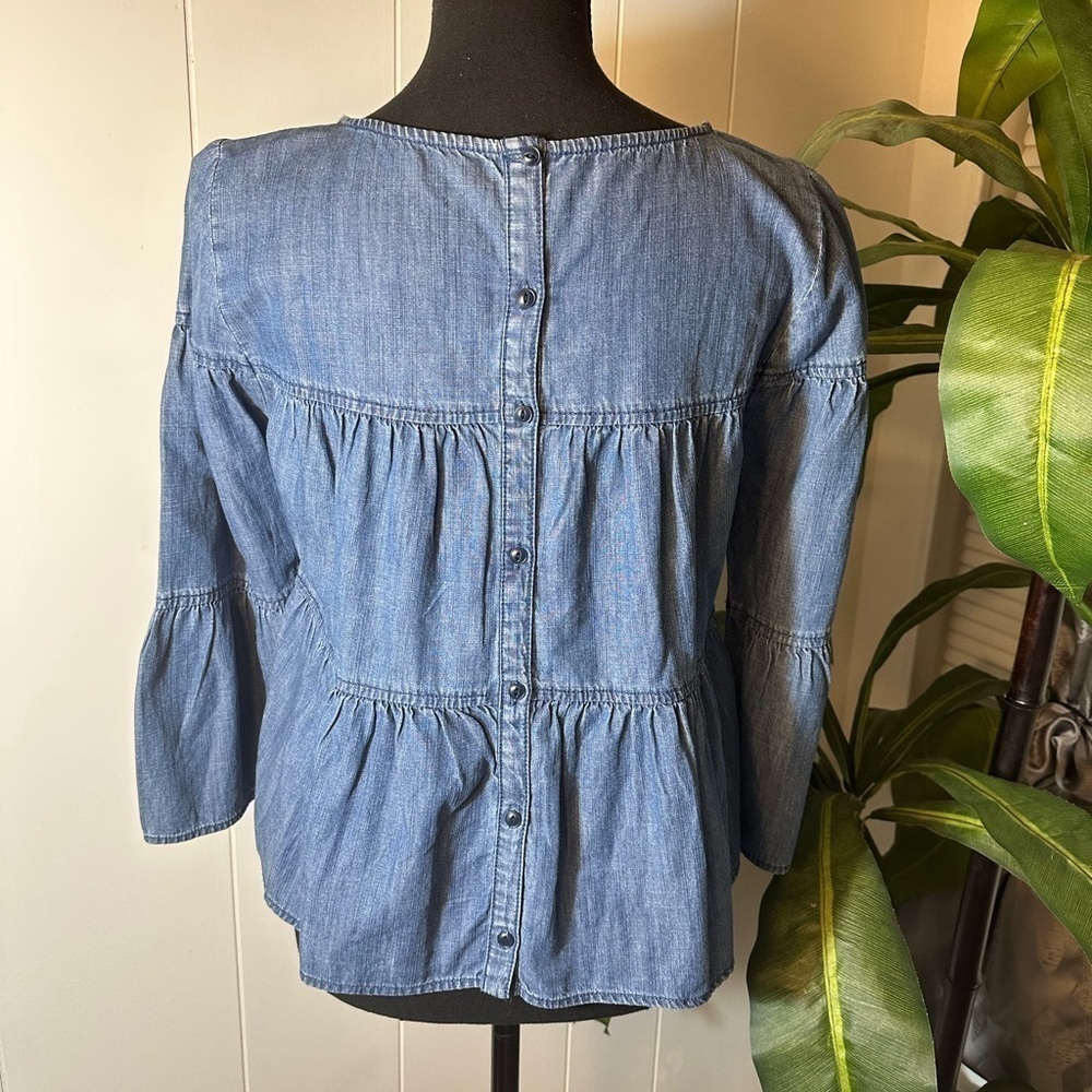 Madewell Women’s Size XXS Blue Cropped Denim Top with Button Down Back - Picture 5 of 10